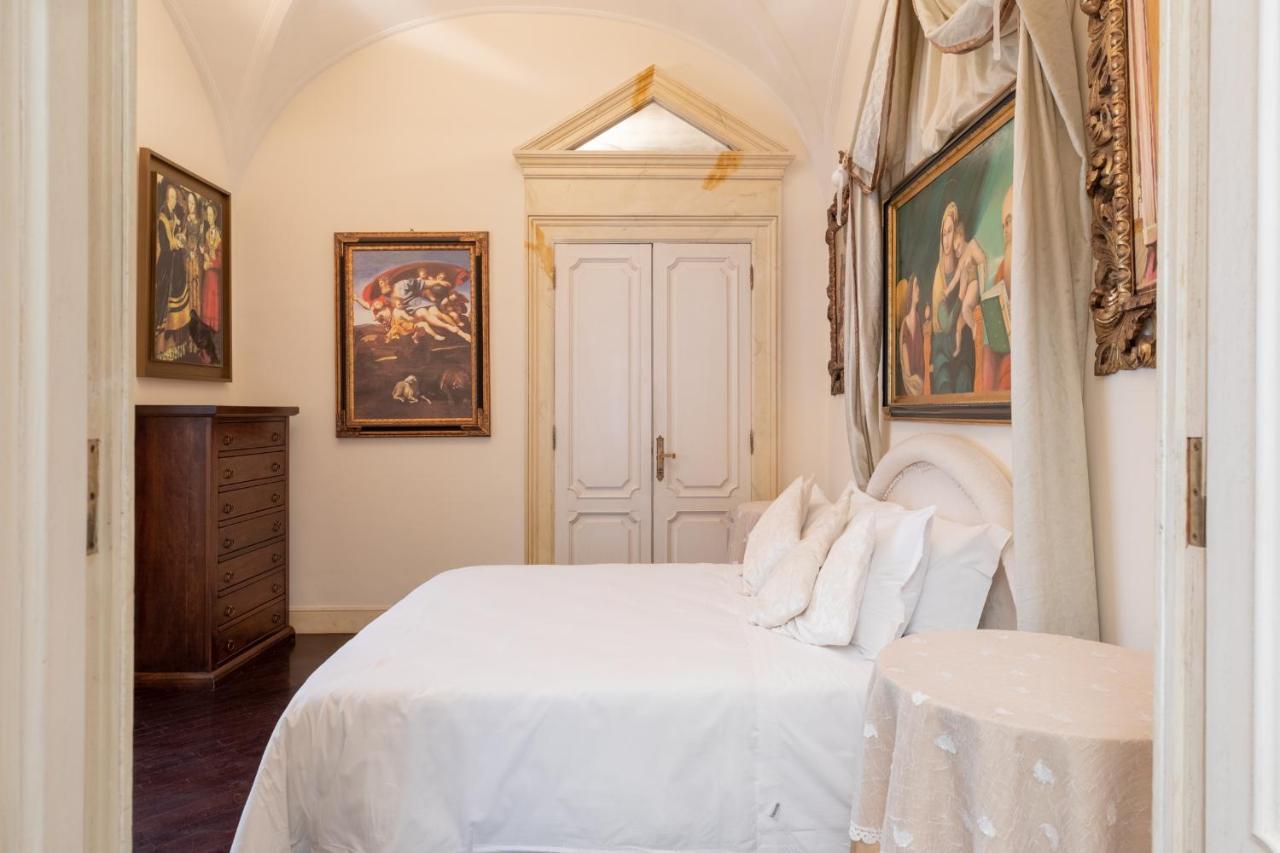 Iflat Spanish Steps Luxury And Historical Apt Rome Exterior photo