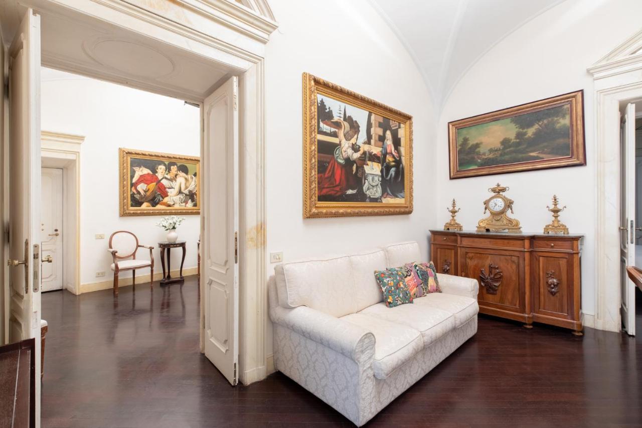 Iflat Spanish Steps Luxury And Historical Apt Rome Exterior photo