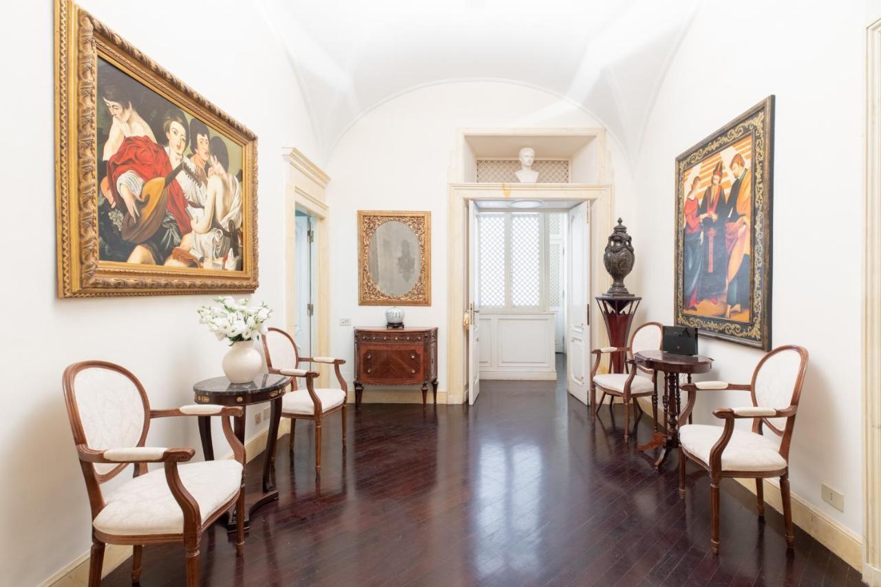 Iflat Spanish Steps Luxury And Historical Apt Rome Exterior photo